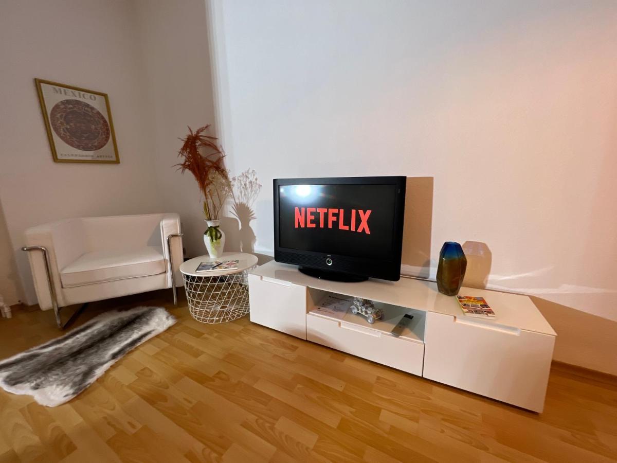 Casa Estrella Apartment Duisburg Bagian luar foto